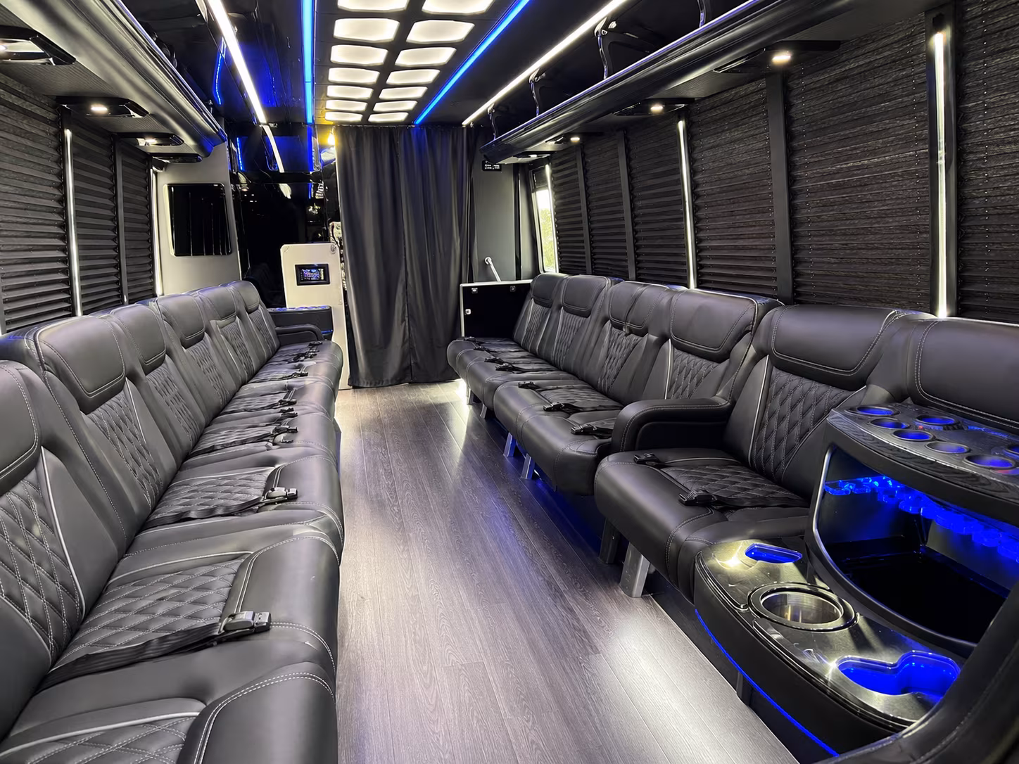 Round Rock Homecoming & Prom Party Bus Rentals