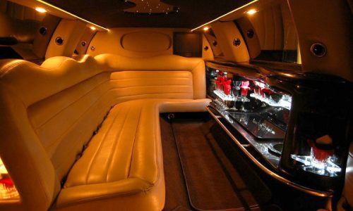 8 Person Lincoln Limo Service Austin