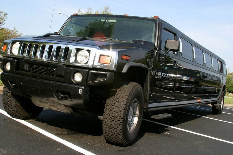 Austin 20 Passenger Limo